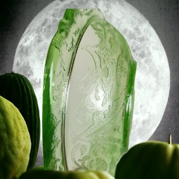 Glowing Fruit/Dessert Bowl Madrid Green Depression Glass by Federal Glass 1932 - Picture 4 of 12